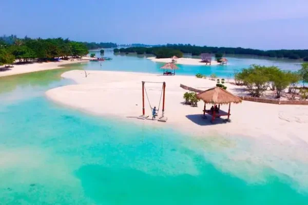 Paket Wisata Pulau Pari 2D1N