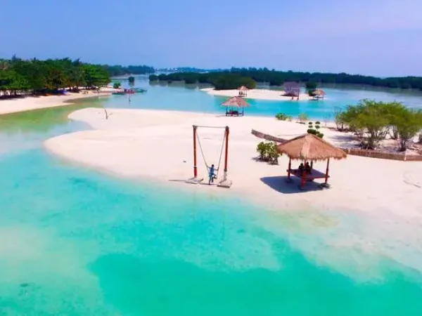 Paket Wisata Pulau Pari 2D1N