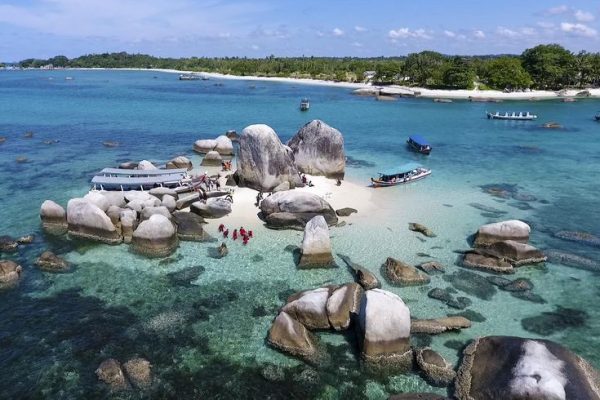 Paket Wisata Belitung 3 Hari 2 Malam