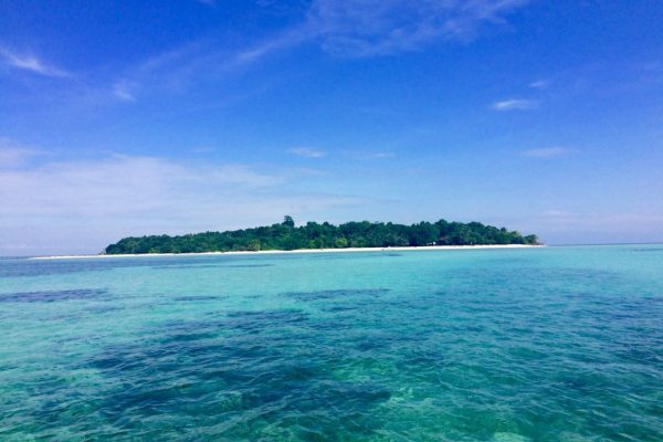 Paket Wisata Derawan – Labuan Cermin 4 Hari via Tarakan