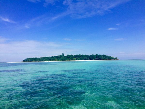 Paket Wisata Derawan – Labuan Cermin 4 Hari via Tarakan