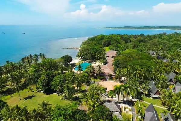 Paket Wisata Tanjung Lesung 2D1N